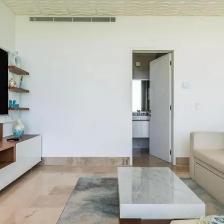 Apartman Sea View Penthouse With Private Pool Lido di Ostia